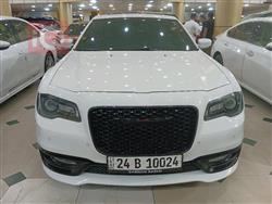 کرایسلەر 300